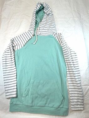 Ampersand Ave Mint Green Pullover